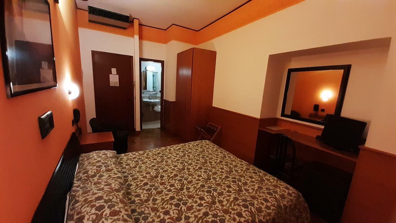 Hotel Valentino Centro Storico Orvieto Eksteriør billede