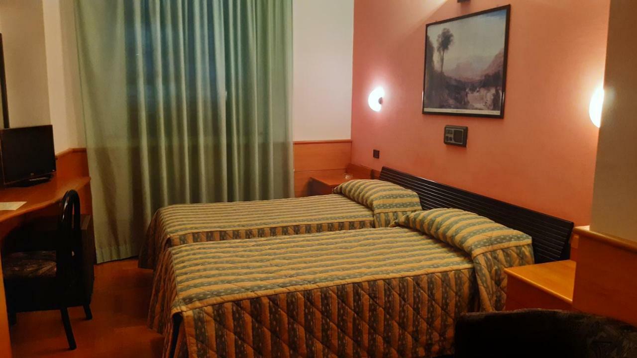 Hotel Valentino Centro Storico Orvieto Eksteriør billede